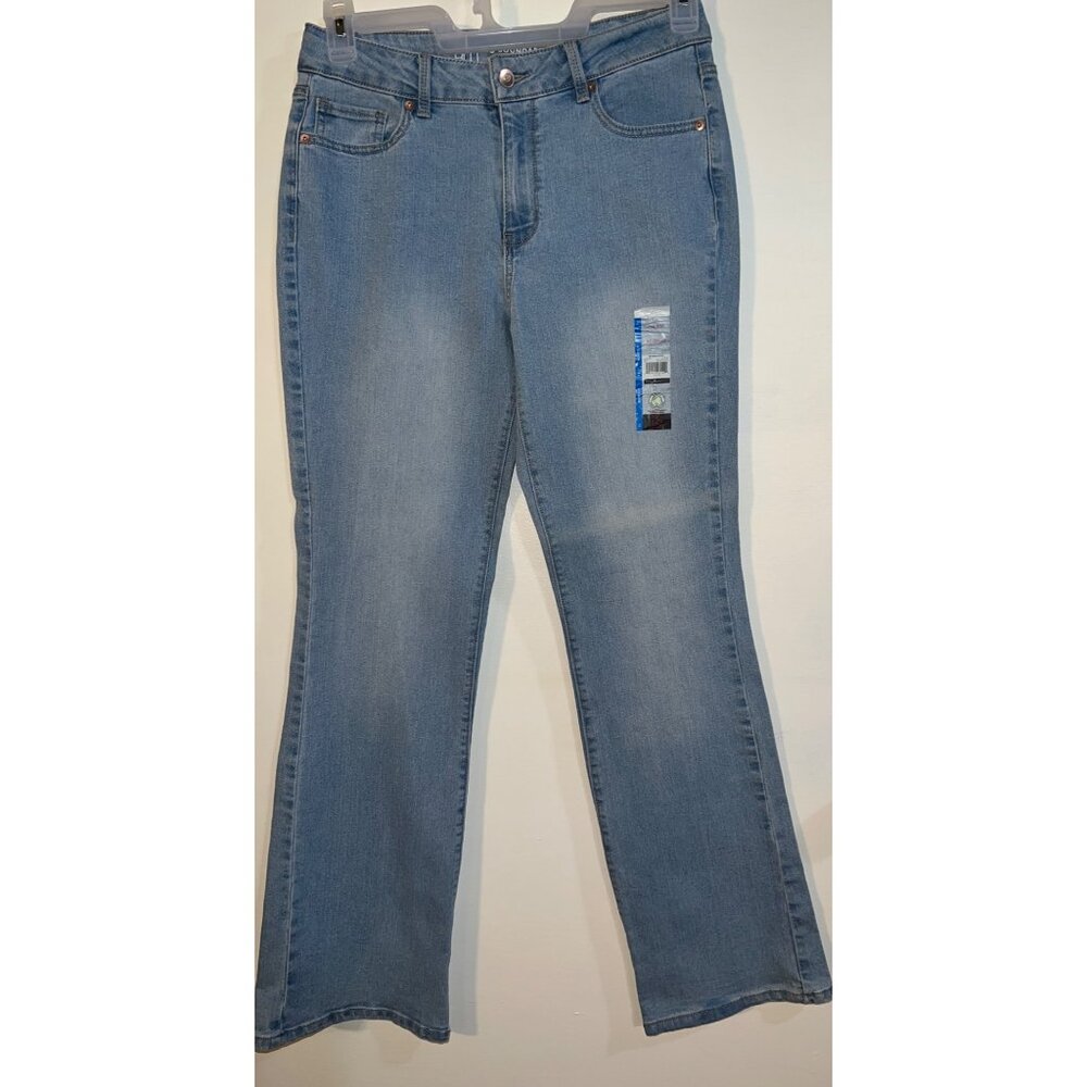 No Boundaries Junior's Mid-Rise Bootcut Jeans Size 11